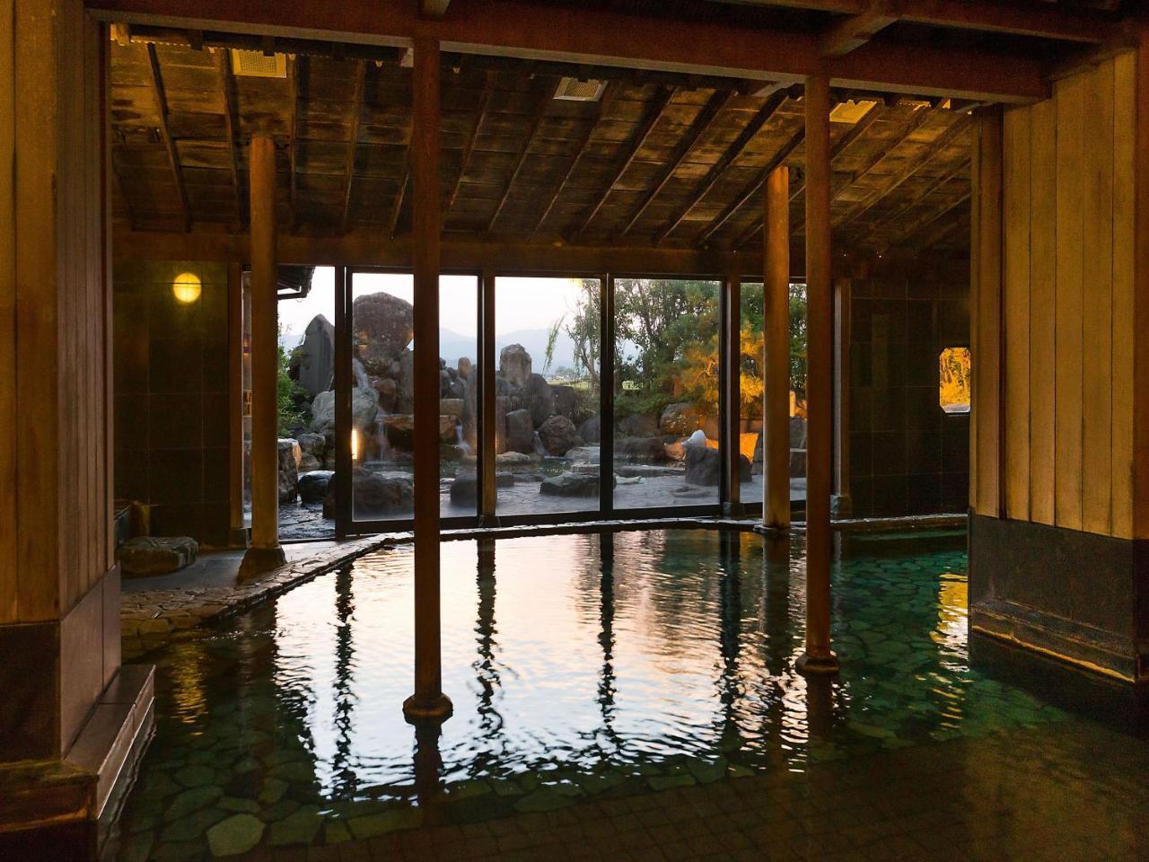 Hotel Awara Onsen Hot Spring Koubou Gurabaatei Exterior foto